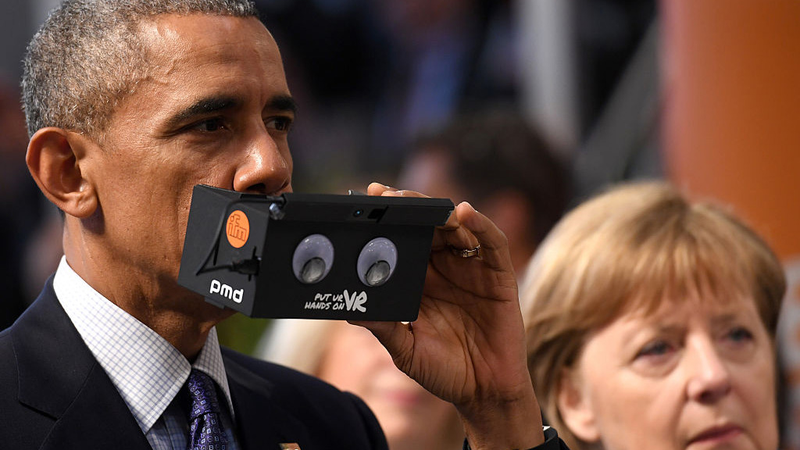 Illustration for article titled Barack Obama Just Tested a VR Headset and Loved It